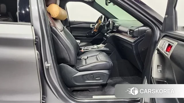 Ford Explorer 6th Generation 2021 Серый из Кореи, фото 2