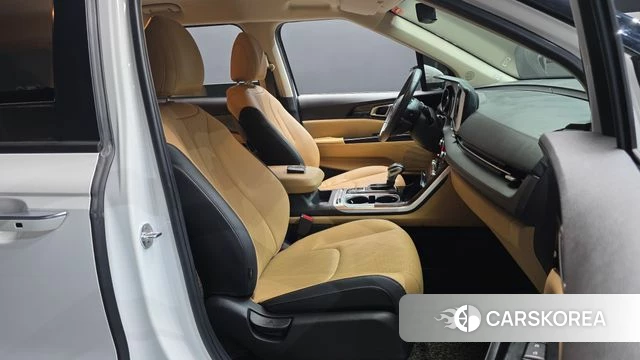 Kia Carnival 4th generation 2021 Белый из Кореи, фото 2