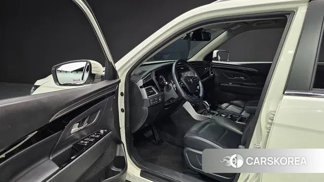 Ssangyong Beautiful Korando 2022 Белый из Кореи, фото 2