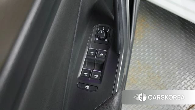 Volkswagen 7th Generation of Jetta 2021 Белый из Кореи, фото 2