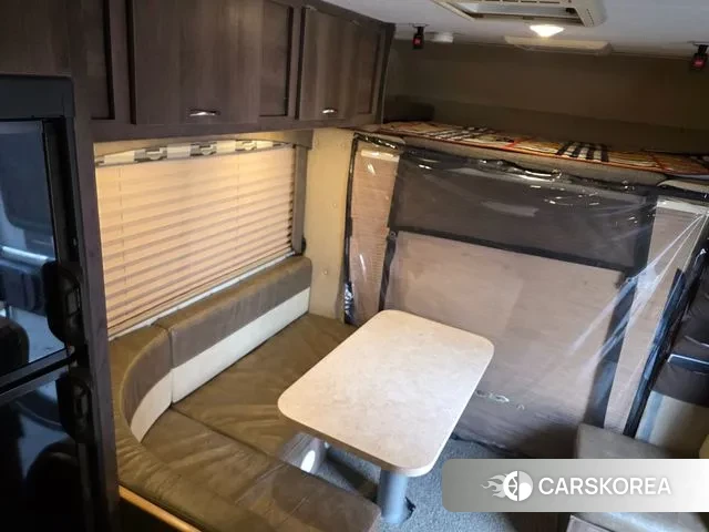 Ford Transit 2018 Жемчужный цвет из Кореи, фото 2