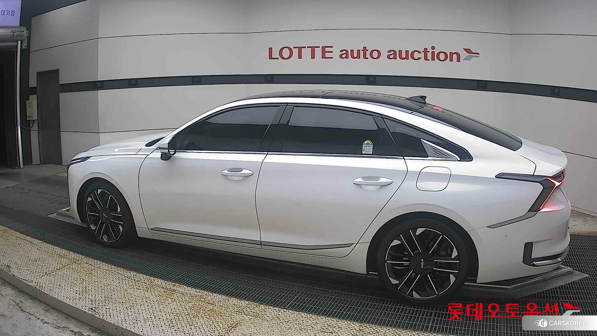 Kia K8 Hybrid 2025 Белый из Кореи, фото 2