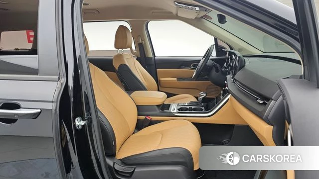 Kia Carnival 4th generation 2022 Черный из Кореи, фото 2