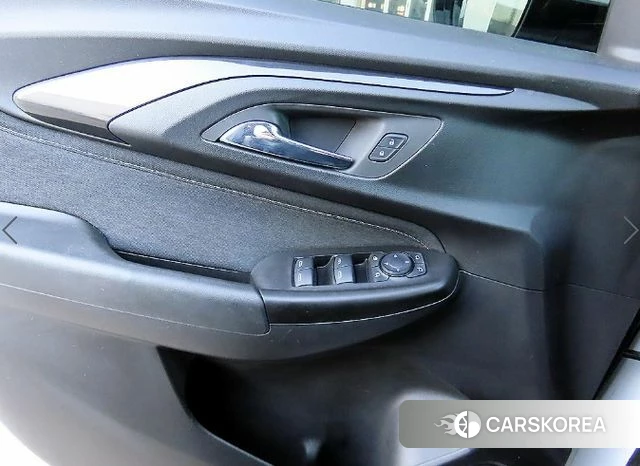 Chevrolet (GM Daewoo) Trailblazer 2022 Белый из Кореи, фото 2