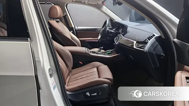 BMW X5 (G05) 2022 Белый из Кореи, фото 2