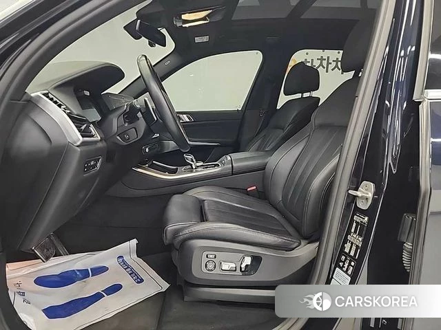 BMW X5 (G05) 2021 Черный из Кореи, фото 2