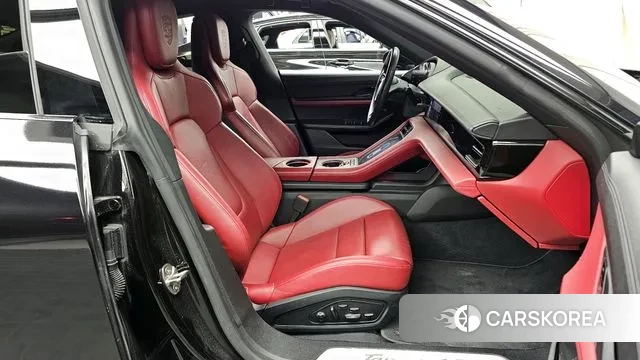 Porsche Taycan 2021 Черный из Кореи, фото 2