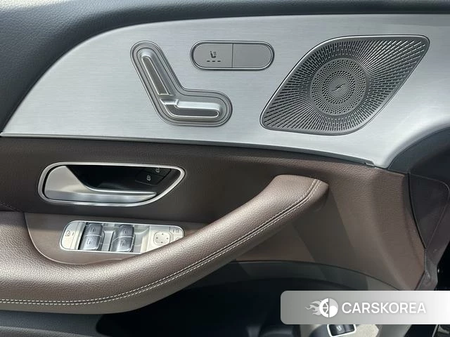 Mercedes-Benz GLE (import) 2021 Черный из Китая, фото 2