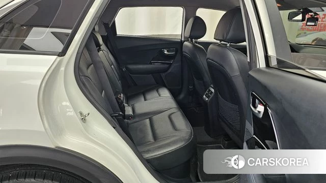 Kia Niro 2018 Белый из Кореи, фото 2