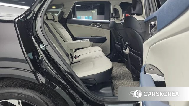 Kia Sportage 5th Generation 2024 Черный из Кореи, фото 2