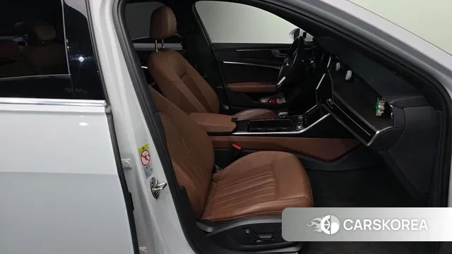 Audi A6 (C8) 2020 Белый из Кореи, фото 2