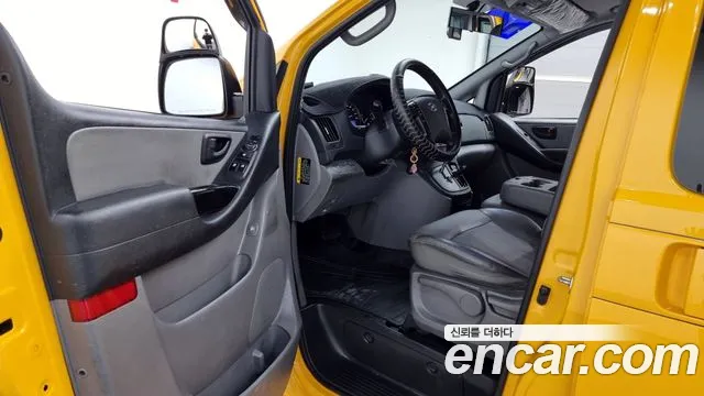 Hyundai The New Grand Starex 2018 Желтый из Кореи, фото 2