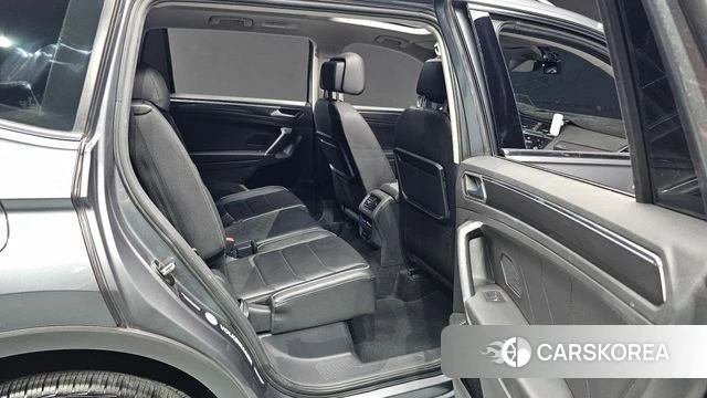 Volkswagen Tiguan Allspace 2020 Серый из Кореи, фото 2