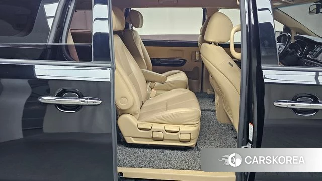 Kia The New Carnival 2018 Черный из Кореи, фото 2
