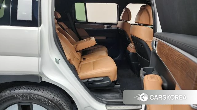 Hyundai Santa Fe (MX5) 2024 Белый из Кореи, фото 2