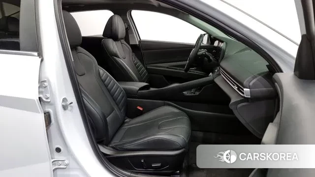 Hyundai Avante (CN7) 2023 Белый из Кореи, фото 2