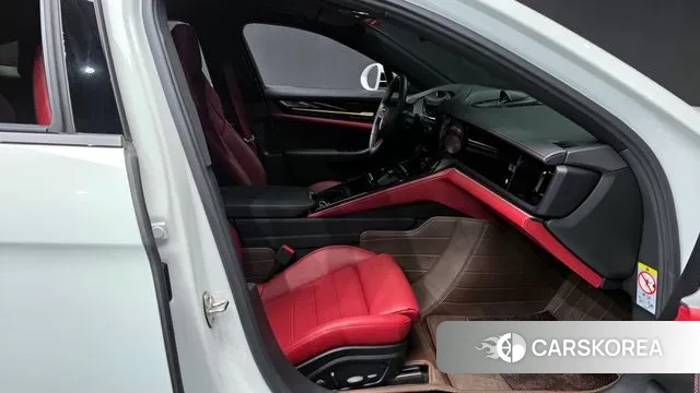 Porsche Panamera (972) 2025 Белый из Кореи, фото 2