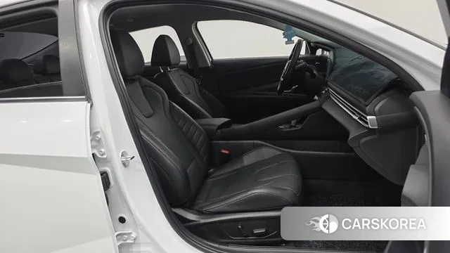 Hyundai Avante (CN7) 2022 Белый из Кореи, фото 2