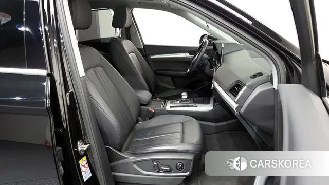 Audi Q5 (FY) 2021 Черный из Кореи, фото 2