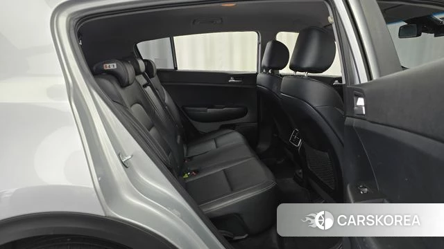 Kia Sportage The Bold 2019 Серебряный из Кореи, фото 2