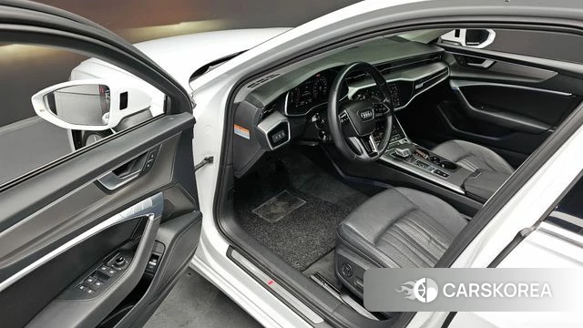 Audi A6 (C8) 2020 Белый из Кореи, фото 2