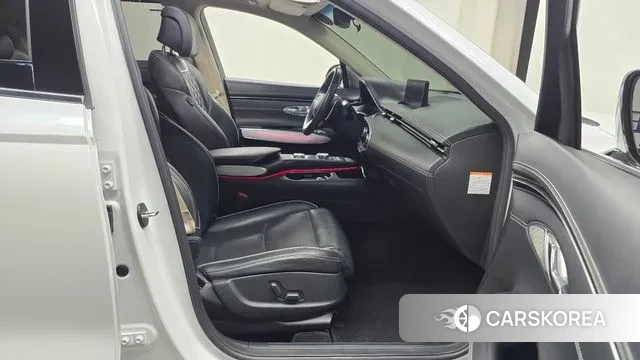 Genesis Electrified GV70 2022 Белый из Кореи, фото 2