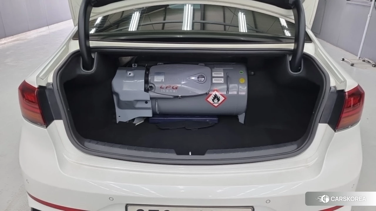 Kia K7 Premier 2019 Белый из Кореи, фото 2
