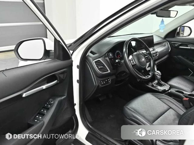 Kia Seltos 2021 Белый из Кореи, фото 2