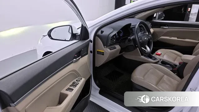 Hyundai The New Avante AD 2019 Белый из Кореи, фото 2