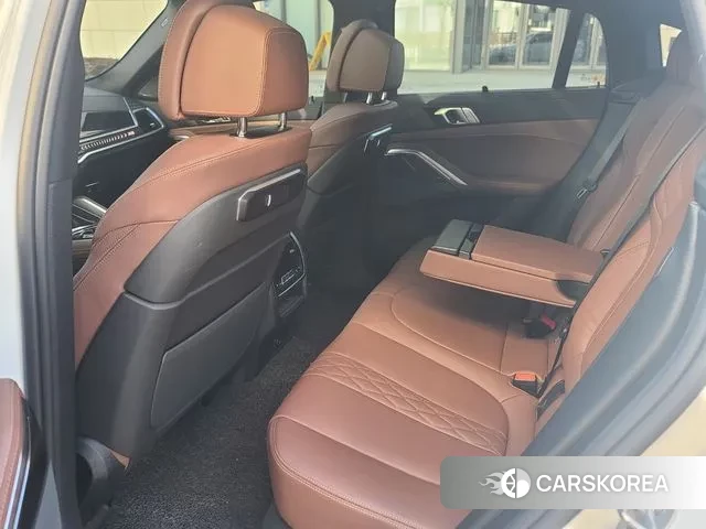 BMW X6 (G06) 2025 Белый из Кореи, фото 2