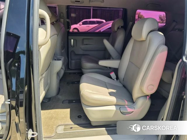 Kia All New Carnival 2018 Черный из Кореи, фото 2