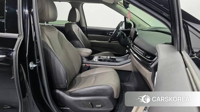 Kia The New Carnival 4th Generation 2024 Черный из Кореи, фото 2