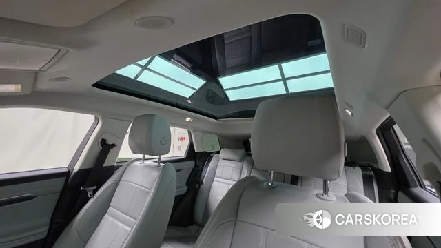 Land Rover Range Rover Evoque 2nd Generation 2021 Белый из Кореи, фото 2