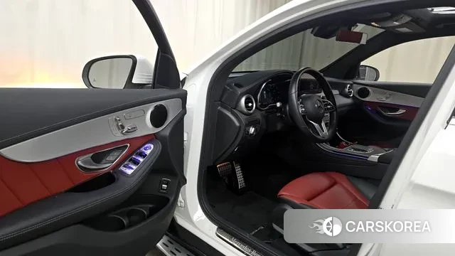 Mercedes-Benz GLC-Class X253 2023 Белый из Кореи, фото 2