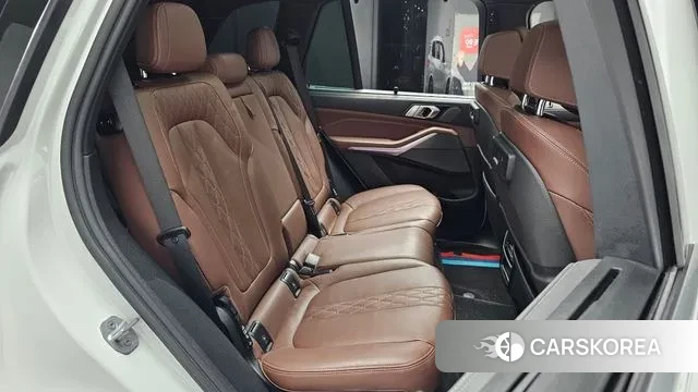 BMW X5 (G05) 2023 Белый из Кореи, фото 2