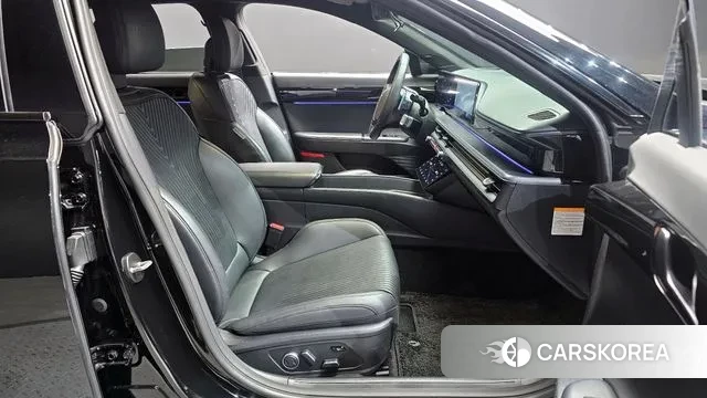 Hyundai Grandeur Hybrid (GN7) 2023 Черный из Кореи, фото 2