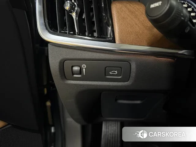 Volvo S90 2020 Серый из Кореи, фото 2