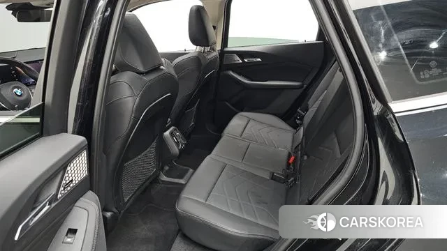 BMW 2 Series Active Tourer (U06) 2023 Черный из Кореи, фото 2