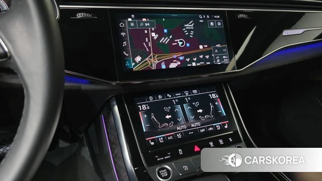 Audi Q8 (4M) 2023 Черный из Кореи, фото 2