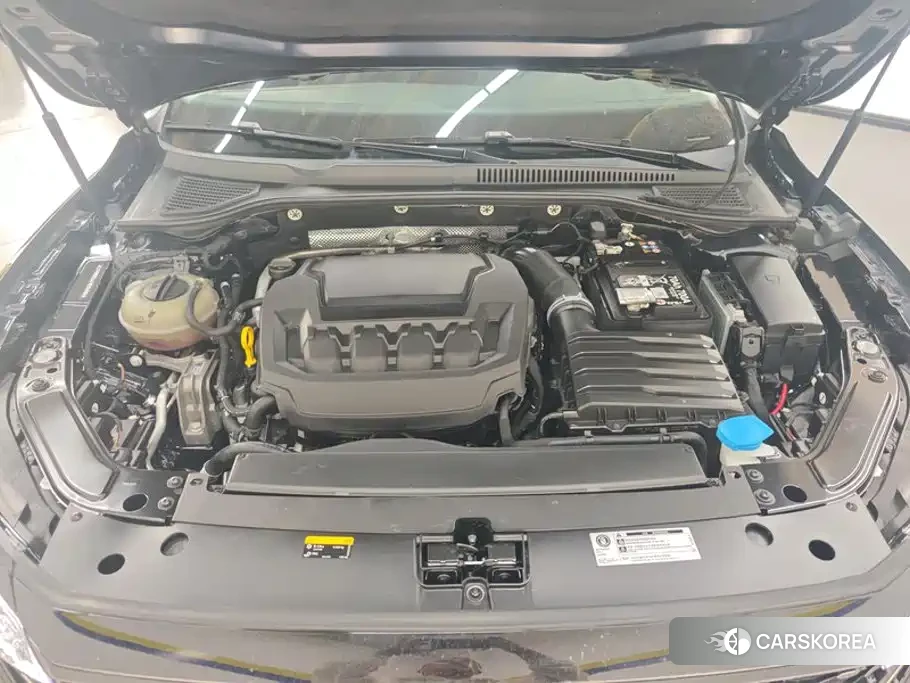 Volkswagen Passat 2024 Черный из Китая, фото 2