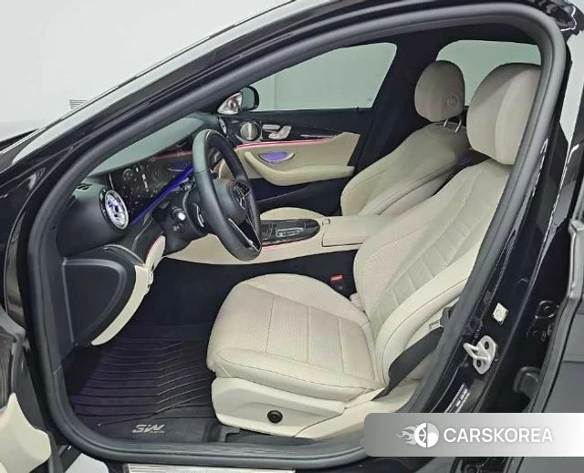 Mercedes-Benz E-Class W213 2023 Черный из Кореи, фото 2
