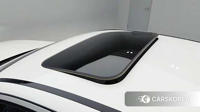Mercedes-Benz E-Class W213 2018 Белый из Кореи, фото 2