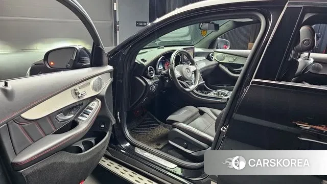 Mercedes-Benz GLC-Class X253 2019 Черный из Кореи, фото 2