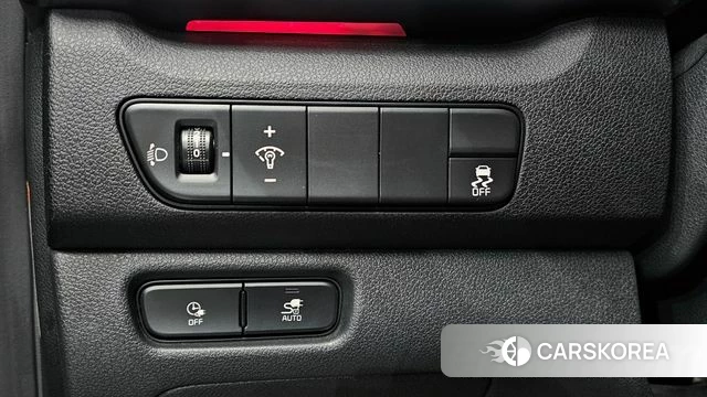 Kia Niro Plus 2022 Серебряный из Кореи, фото 2