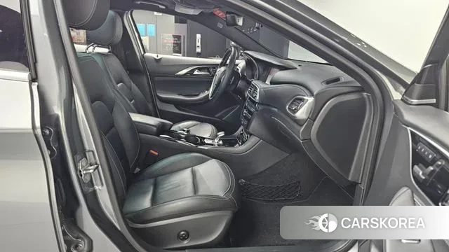 Infiniti QX30 2018 Серый из Кореи, фото 2