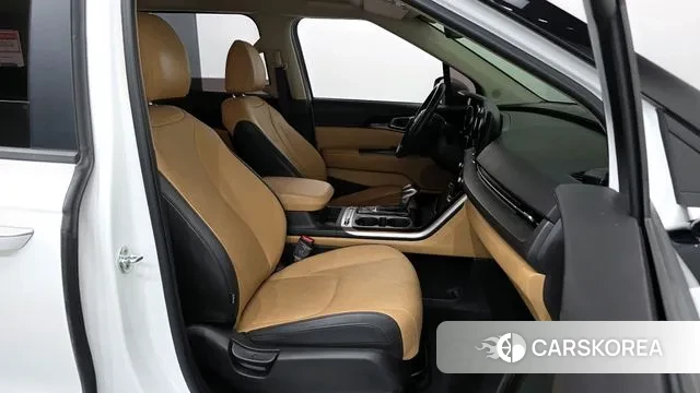 Kia Carnival 4th generation 2021 Белый из Кореи, фото 2