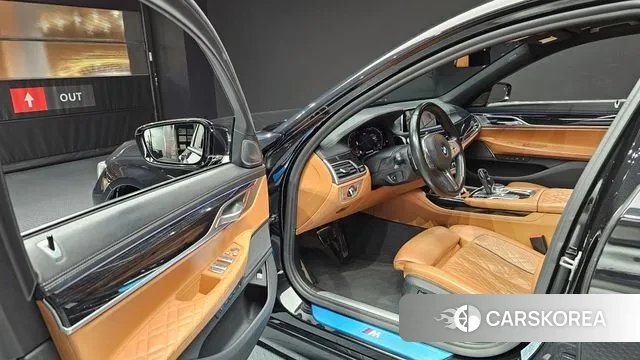 BMW 7 Series (G11) 2020 Черный из Кореи, фото 2