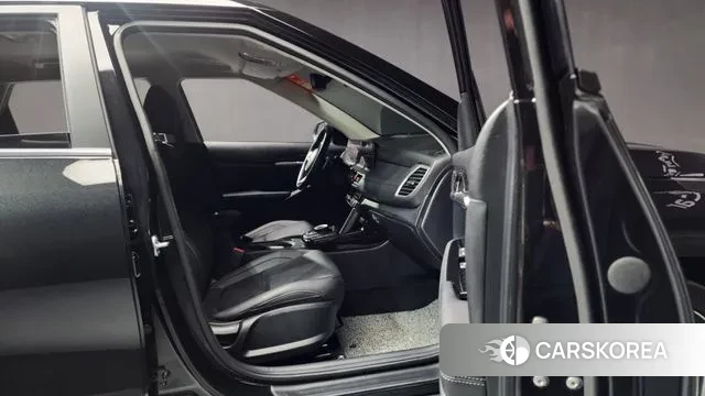 Kia The New Seltos 2024 Черный из Кореи, фото 2