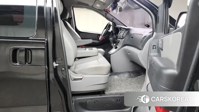 Hyundai The New Grand Starex 2019 Черный из Кореи, фото 2