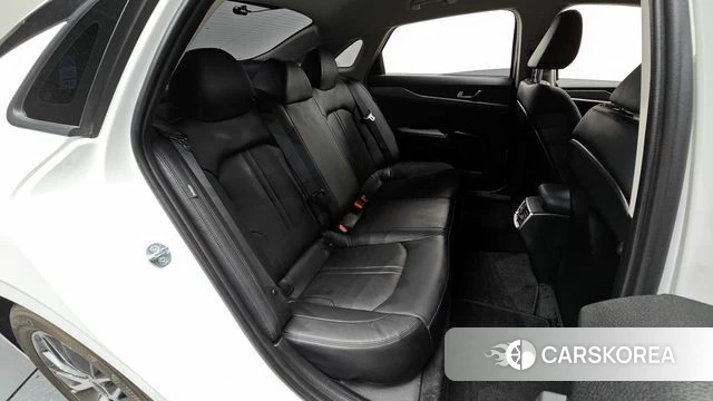 Kia K5 3rd generation 2021 Белый из Кореи, фото 2